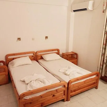 Sea Stone Apartahotel 2*