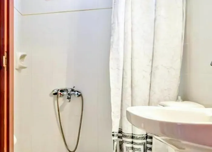 Sea Stone Aparthotel 2*