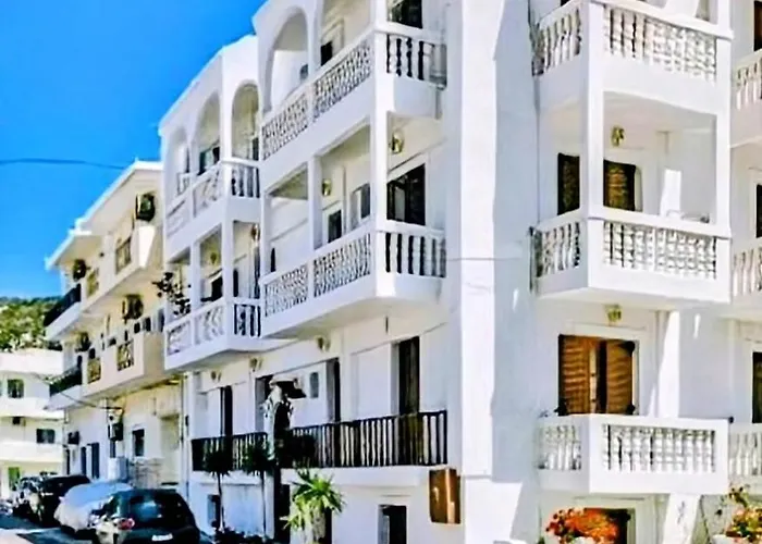 Aparthotel Sea Stone 2*